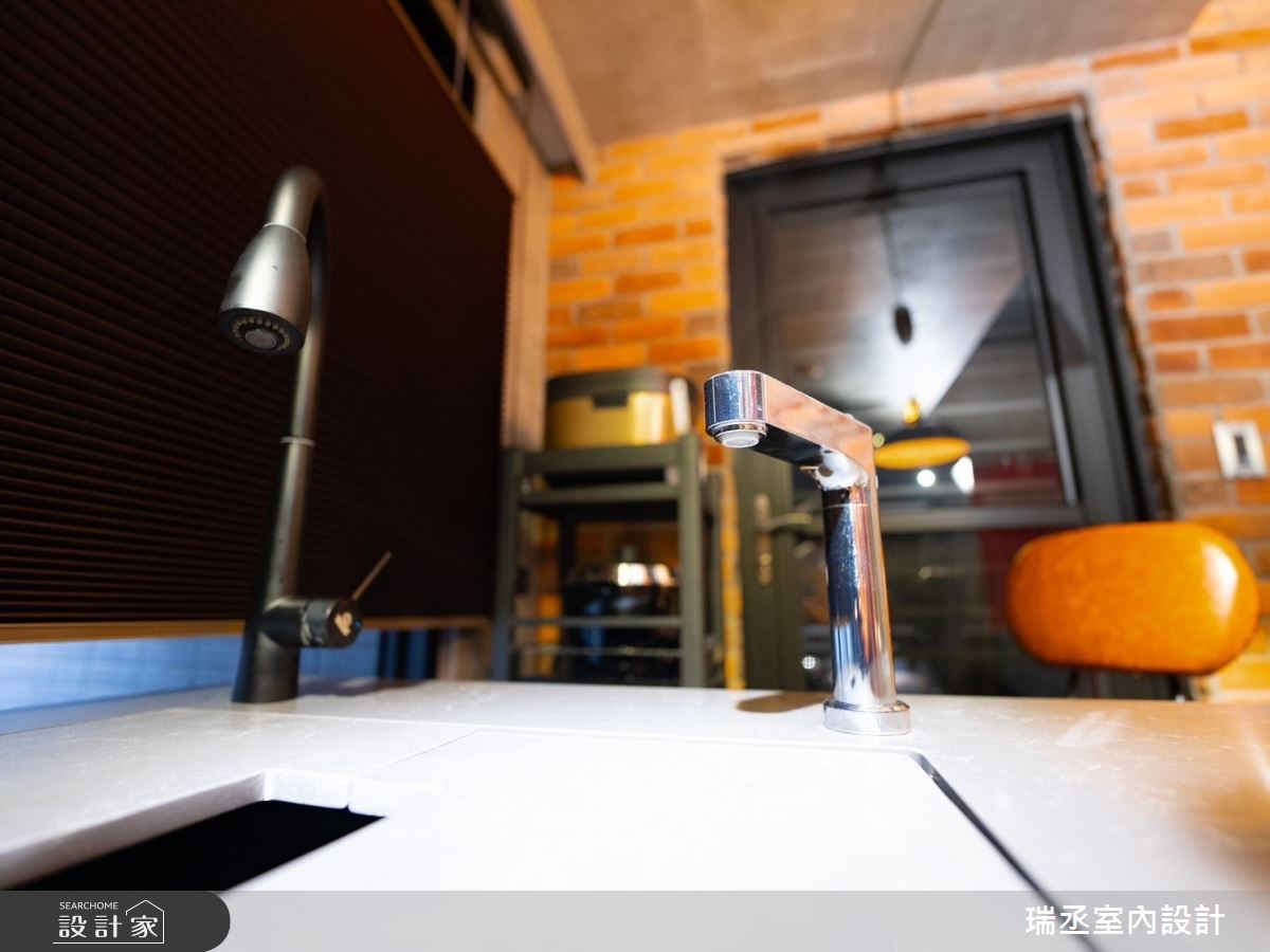 16坪新成屋(5年以下)＿工業風餐廳中島案例圖片＿瑞丞室內設計＿瑞丞_16坪工業風_基隆新橫濱之14