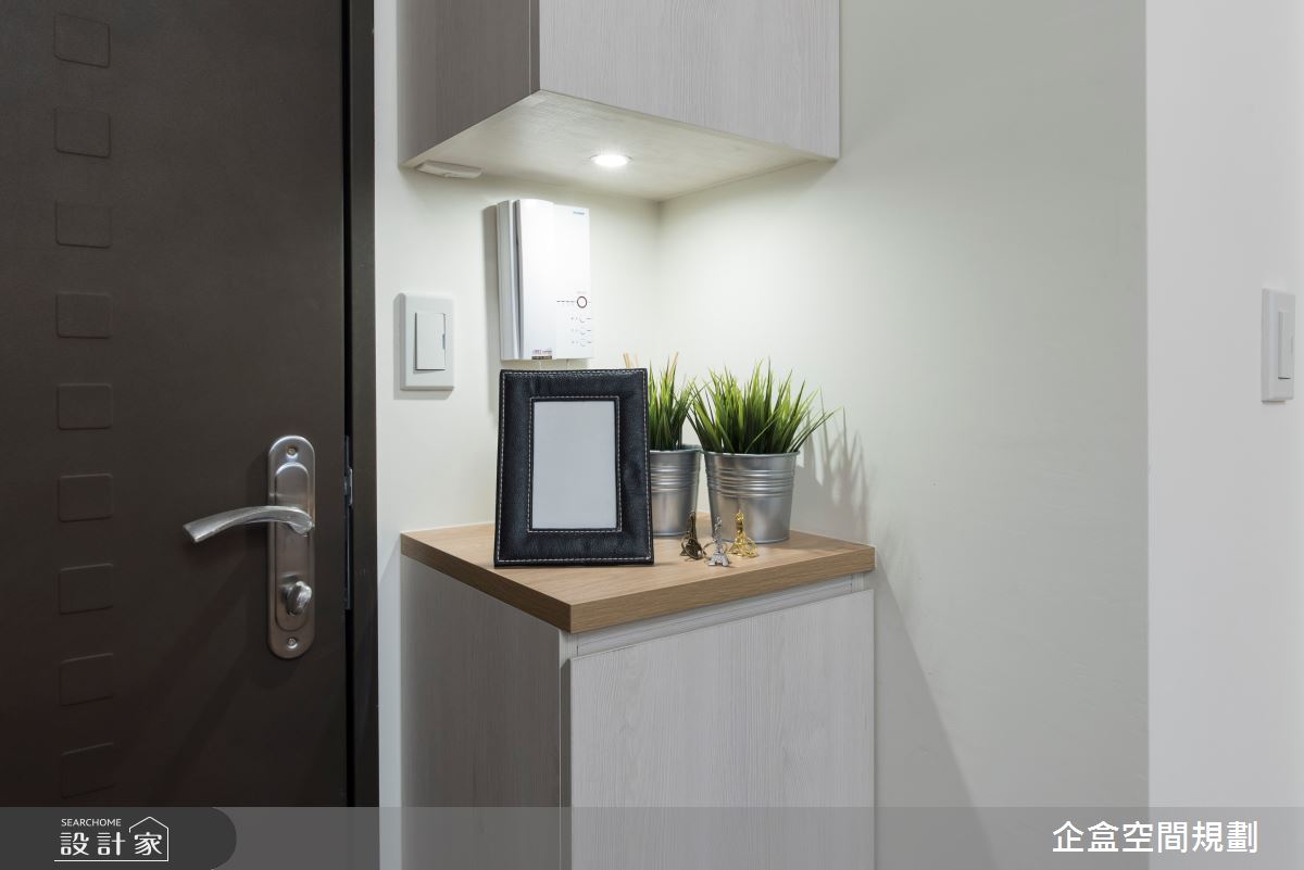 15坪新成屋(5年以下)＿日式無印風玄關案例圖片＿企盒空間規劃工作室＿企盒_03.基隆-15坪新成屋之2