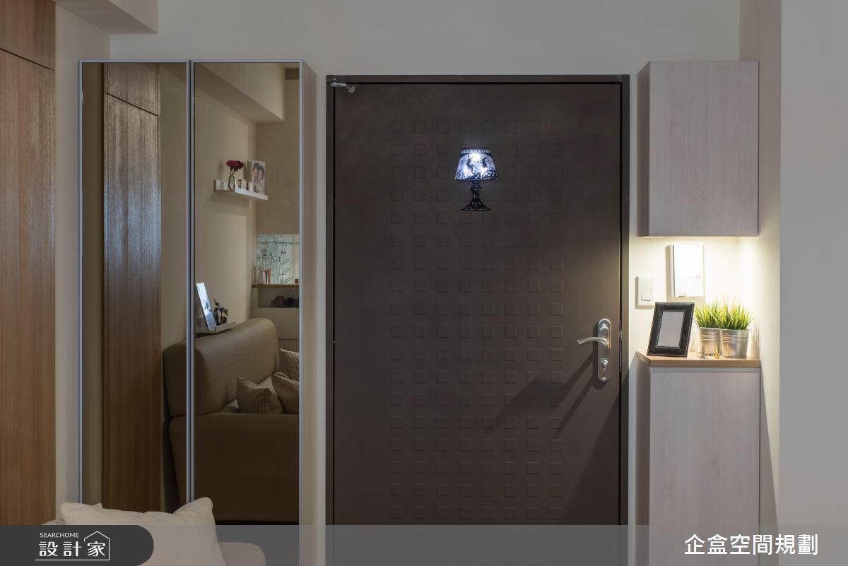 15坪新成屋(5年以下)＿日式無印風玄關案例圖片＿企盒空間規劃工作室＿企盒_03.基隆-15坪新成屋之1