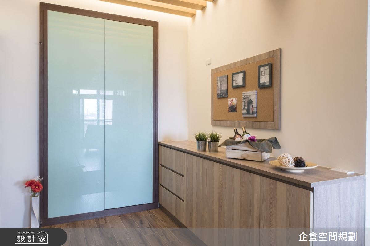 60坪預售屋＿混搭風玄關案例圖片＿企盒空間規劃工作室＿企盒_05.桃園-60坪預售屋之3