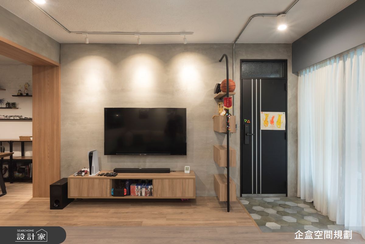 30坪老屋(41~50年)＿工業風玄關客廳案例圖片＿企盒空間規劃工作室＿企盒_10.台北-30坪老屋之5