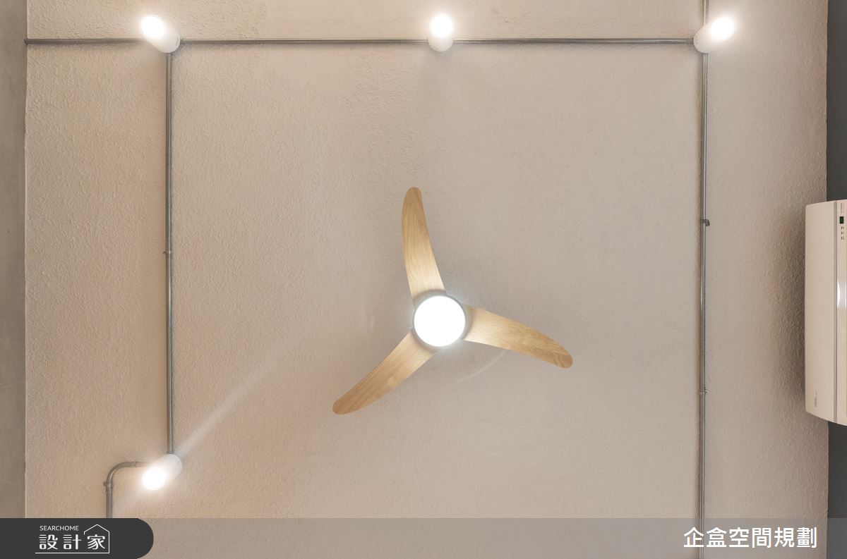 30坪老屋(41~50年)＿工業風客廳案例圖片＿企盒空間規劃工作室＿企盒_10.台北-30坪老屋之12