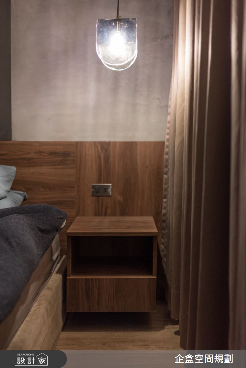 30坪老屋(41~50年)＿工業風臥室案例圖片＿企盒空間規劃工作室＿企盒_10.台北-30坪老屋之30