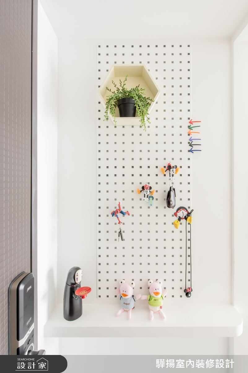 28坪新成屋(5年以下)＿現代風玄關案例圖片＿驊揚室內裝修設計有限公司＿驊揚_12太子雲之2