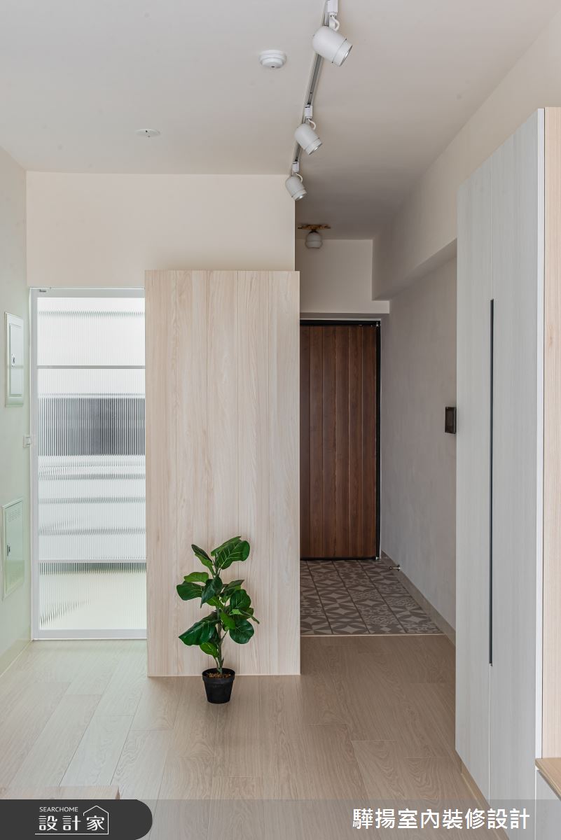17坪新成屋(5年以下)＿北歐風玄關案例圖片＿驊揚室內裝修設計有限公司＿驊揚_105之14