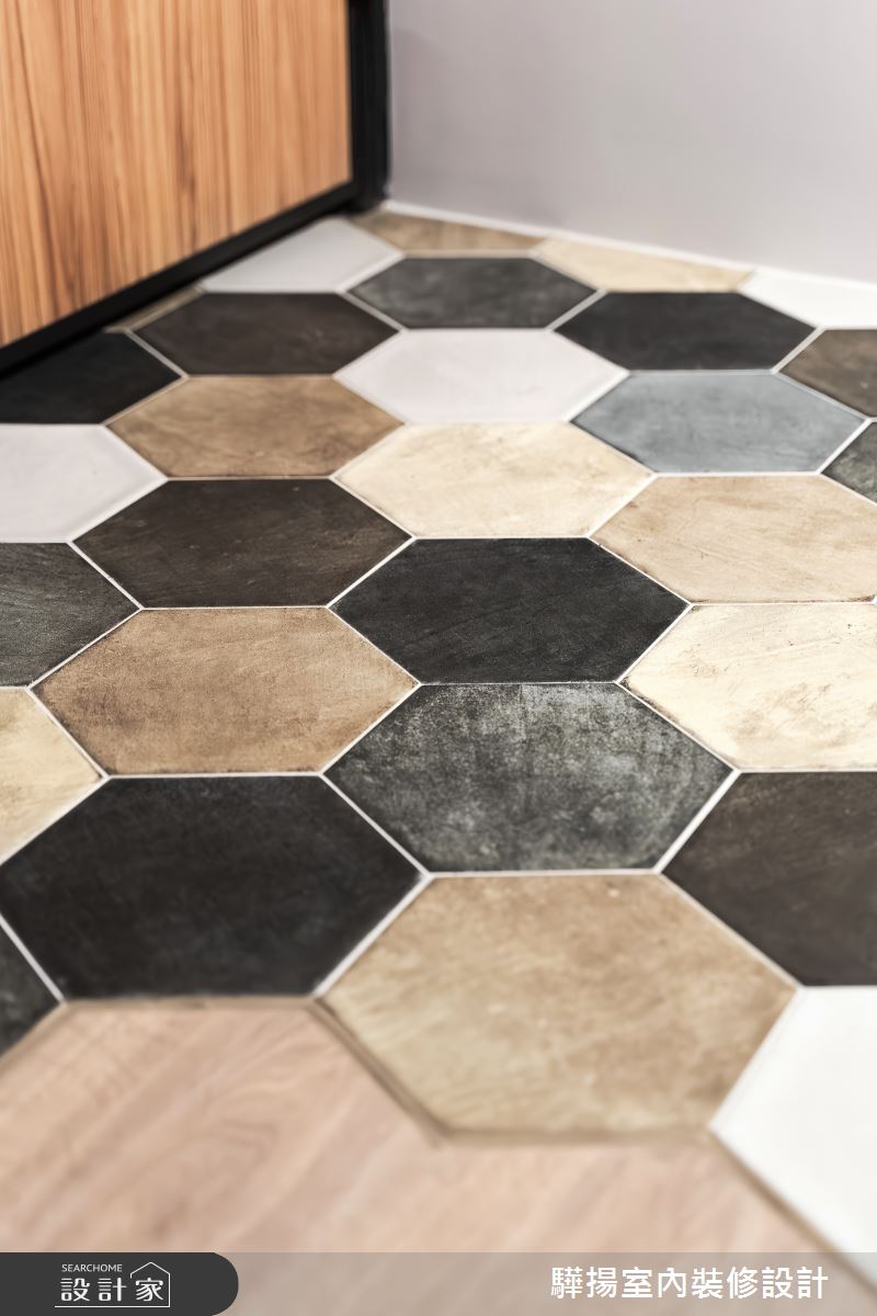 老屋(16~30年)＿現代風玄關案例圖片＿驊揚室內裝修設計有限公司＿驊揚_161之6