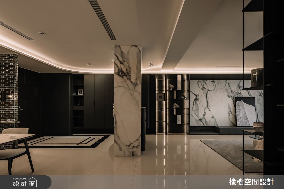 50坪新成屋(5年以下)＿現代風玄關客廳餐廳案例圖片＿橡樹空間設計＿橡樹_黑蜀葵之1