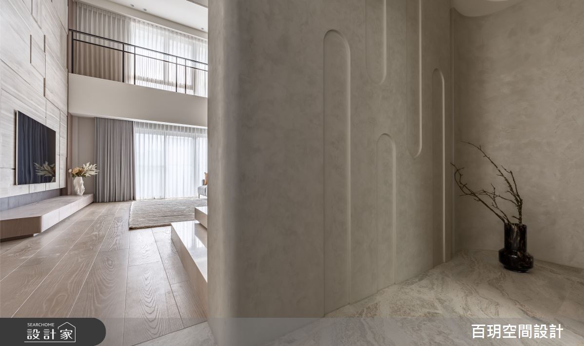 85坪老屋(31~40年)＿現代風玄關客廳案例圖片＿百玥空間設計＿百玥_粹之4