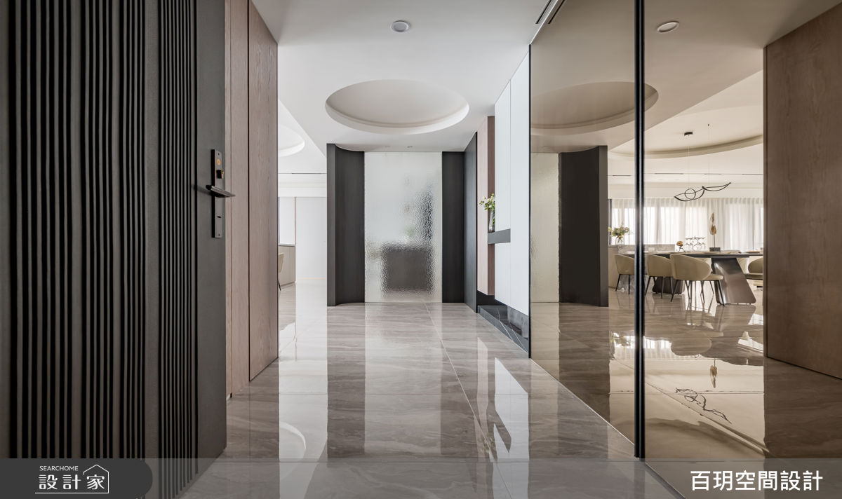 117坪毛胚屋＿奢華風玄關案例圖片＿百玥空間設計＿百玥_淡水天藝之1