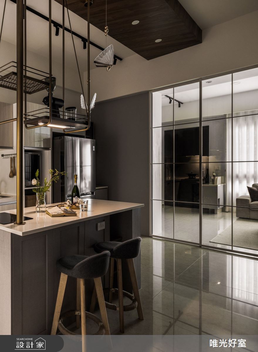 50坪新成屋(5年以下)＿典雅英倫風吧檯中島案例圖片＿唯光好室 VHouse＿唯光好室_藍調時光之5