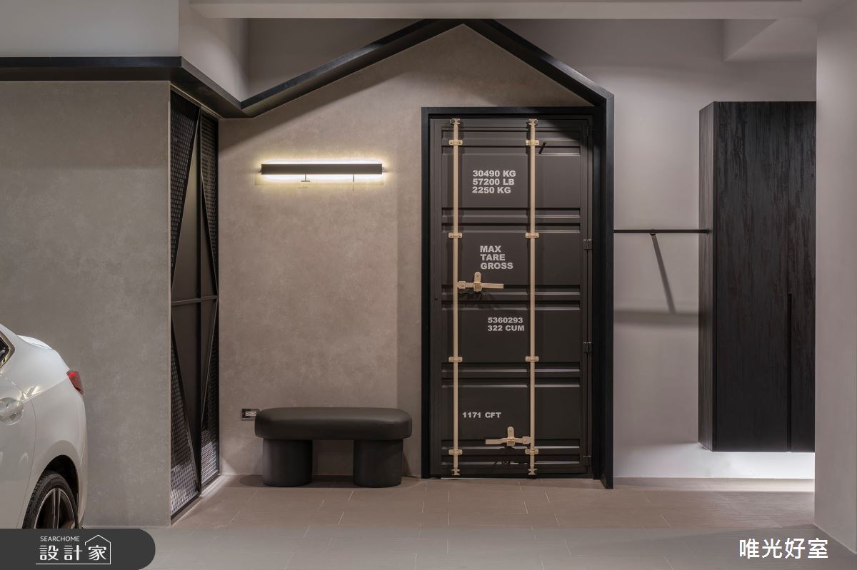 90坪中古屋(5~15年)＿現代工業風車庫案例圖片＿唯光好室 VHouse＿唯光好室_天堂漫舞之32