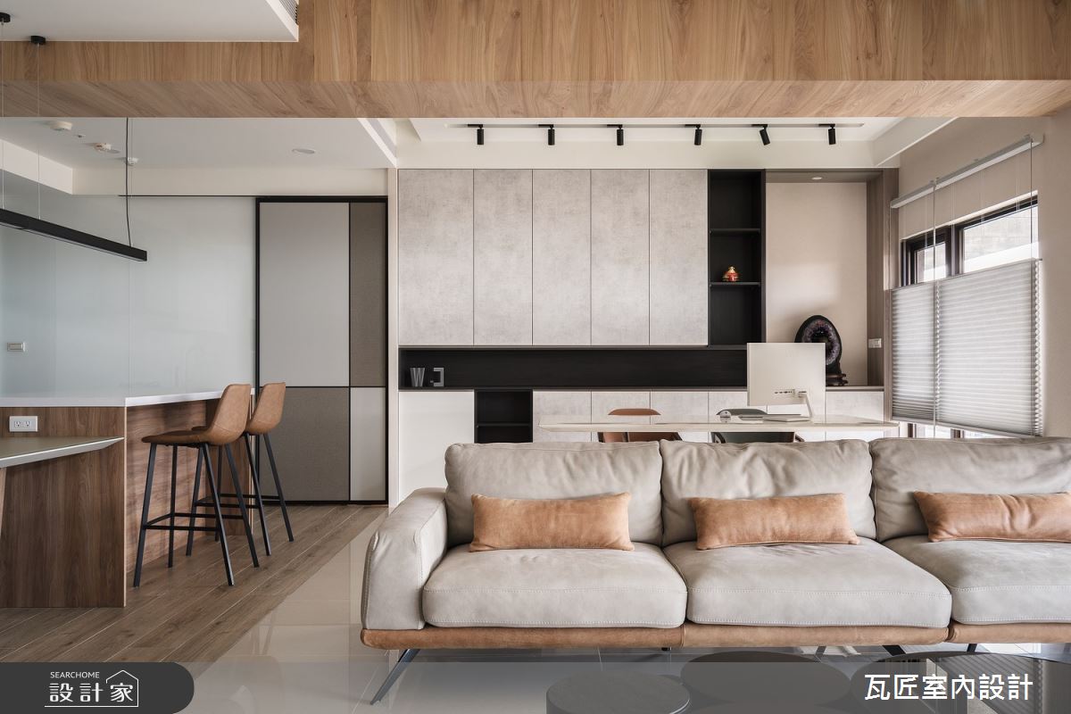 37坪新成屋(5年以下)＿現代風客廳中島案例圖片＿瓦匠室內裝修工程有限公司＿瓦匠_清逸原粹【2023 美國繆思設計大獎 Muse Design Awards】之7