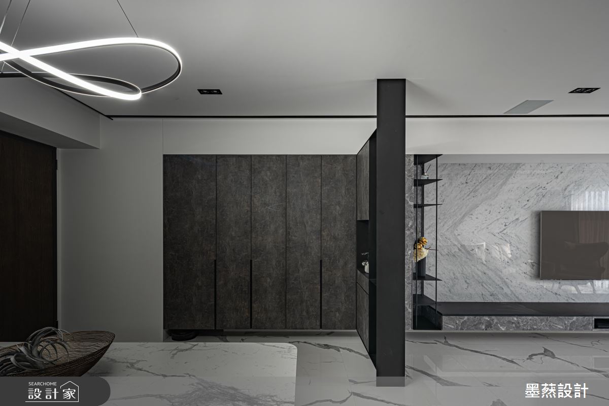 35坪新成屋(5年以下)＿現代風玄關客廳餐廳案例圖片＿墨䔳設計/墨璞情境＿墨䔳_雙橡園1812之4
