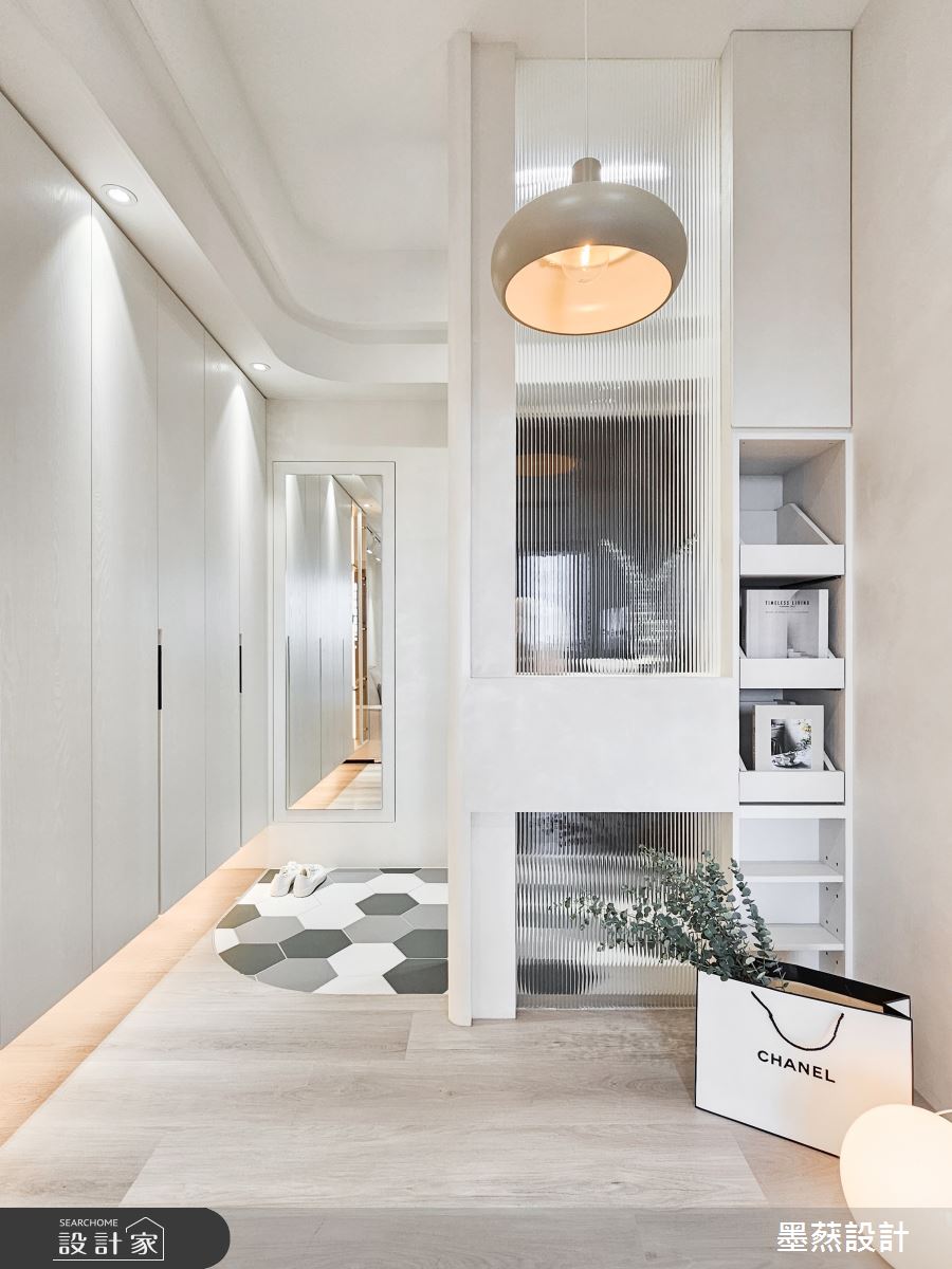 毛胚屋＿現代風玄關案例圖片＿墨䔳設計/墨璞情境＿墨䔳_H宅之2