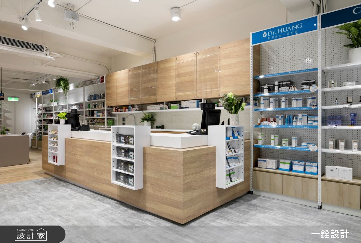35坪老屋(41~50年)＿工業風商業空間案例圖片＿一銓室內裝修設計工程有限公司＿一銓_​健業藥妝館-藥妝區之6