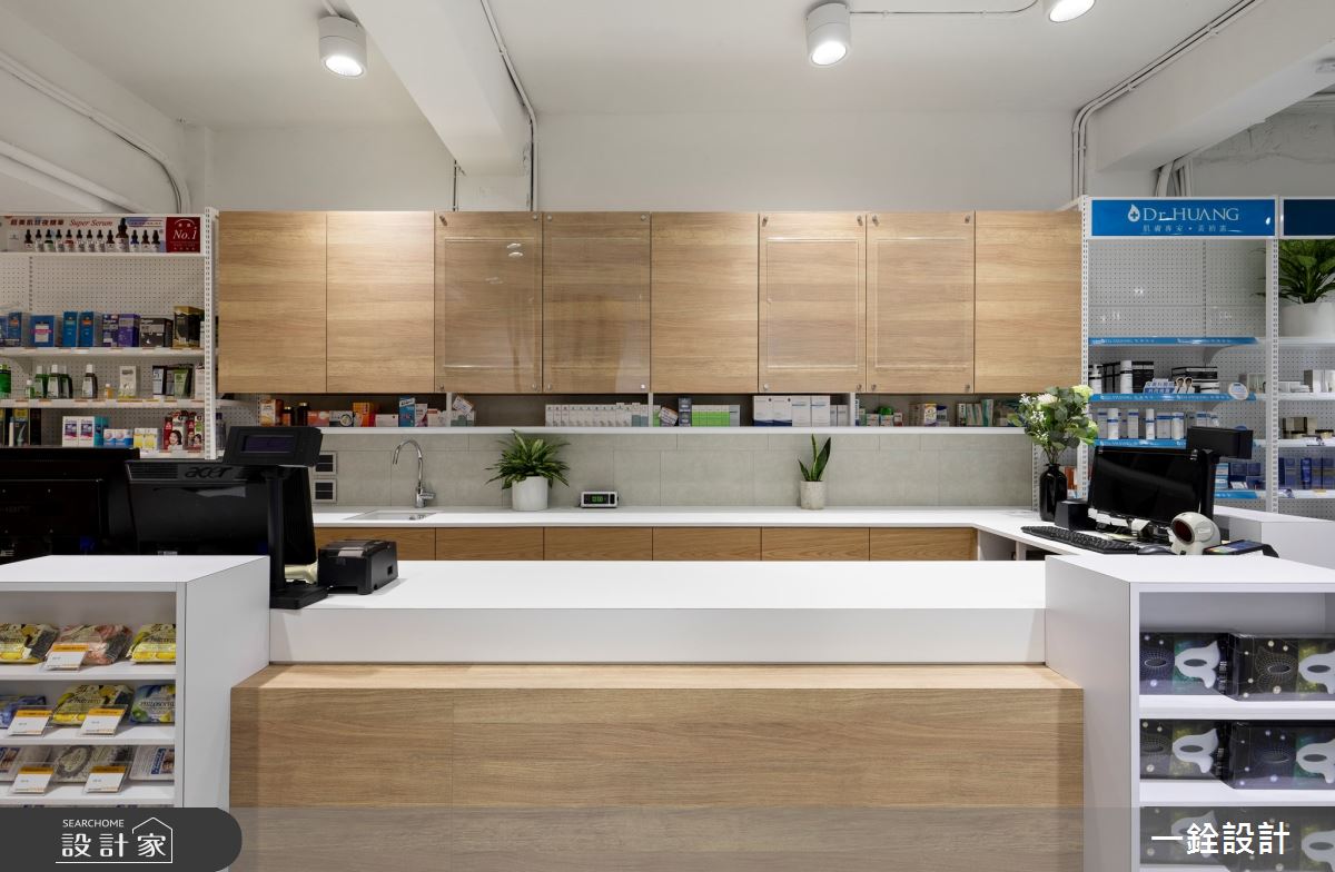 35坪老屋(41~50年)＿工業風商業空間案例圖片＿一銓室內裝修設計工程有限公司＿一銓_​健業藥妝館-藥妝區之7