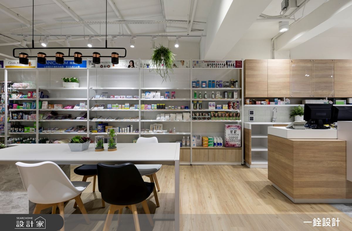 35坪老屋(41~50年)＿工業風商業空間案例圖片＿一銓室內裝修設計工程有限公司＿一銓_​健業藥妝館-藥妝區之11
