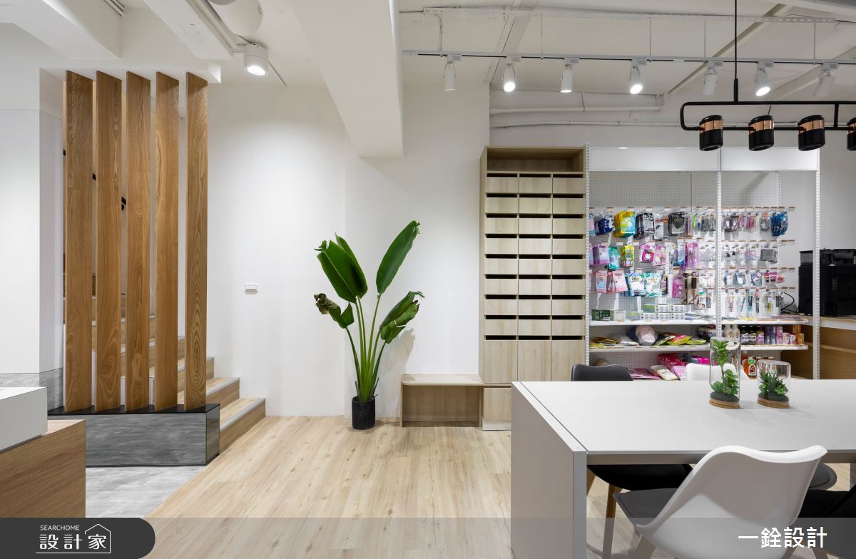35坪老屋(41~50年)＿工業風商業空間案例圖片＿一銓室內裝修設計工程有限公司＿一銓_​健業藥妝館-藥妝區之16