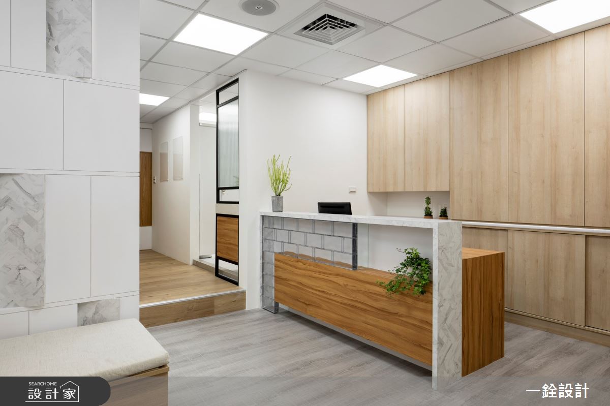 35坪老屋(41~50年)＿工業風商業空間案例圖片＿一銓室內裝修設計工程有限公司＿一銓_​健業藥妝館-藥妝區之24