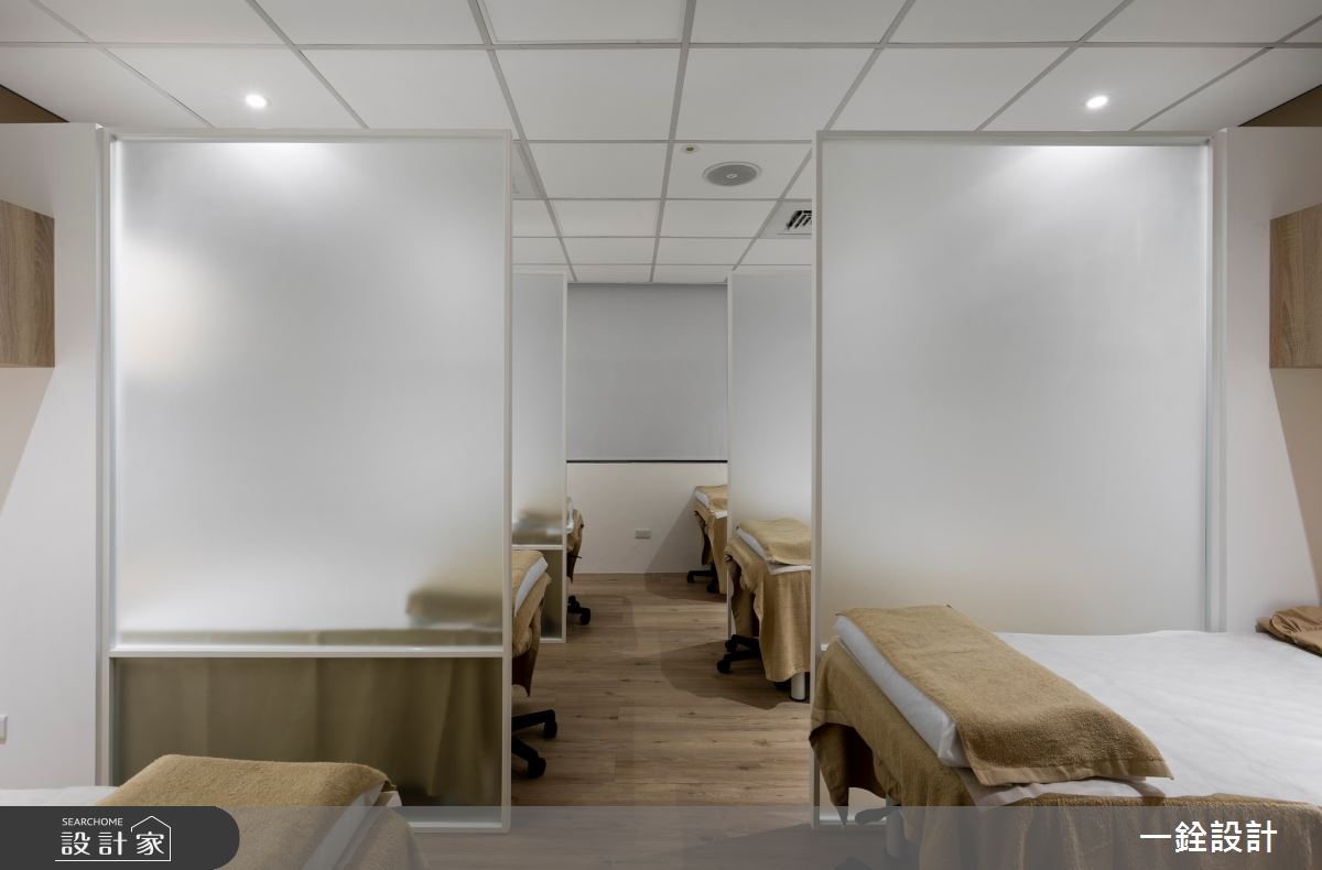 35坪老屋(41~50年)＿工業風商業空間案例圖片＿一銓室內裝修設計工程有限公司＿一銓_​健業藥妝館-藥妝區之28