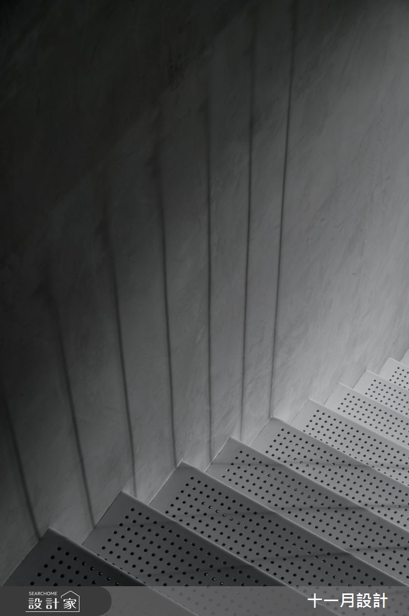 75坪老屋(31~40年)＿混搭風樓梯案例圖片＿十一月設計＿十一月_WZ Residence之12