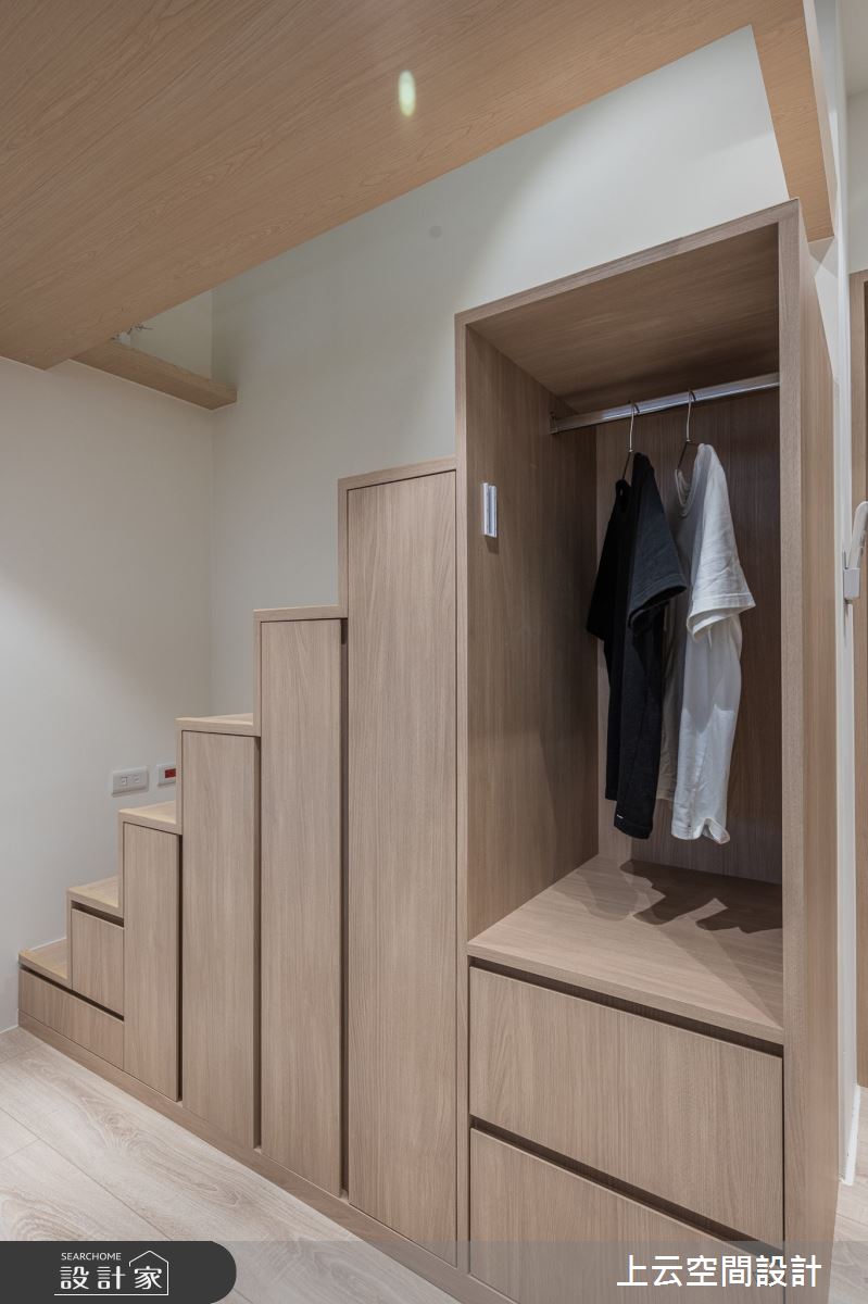 18坪新成屋(5年以下)＿現代風樓梯案例圖片＿上云空間設計＿上云_魔術機能小宅之16