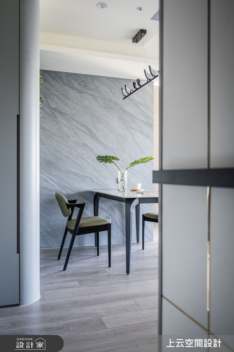 23坪新成屋(5年以下)＿現代風玄關餐廳案例圖片＿上云空間設計＿上云_隙光  灰白之4