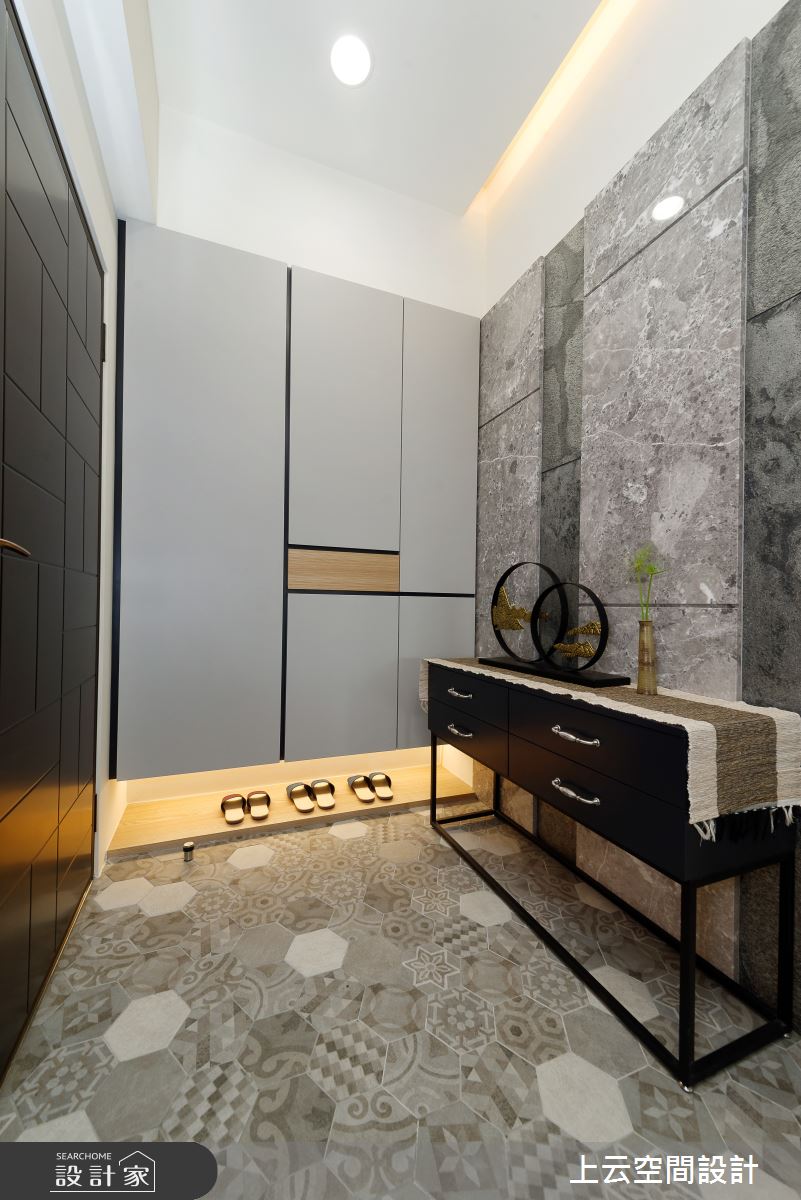 32坪新成屋(5年以下)＿混搭風玄關案例圖片＿上云空間設計＿上云_異質暖居之3