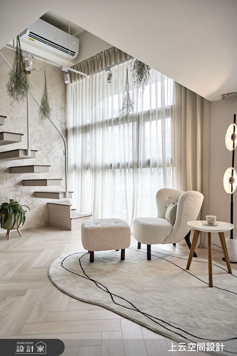 18坪新成屋(5年以下)＿混搭風客廳樓梯案例圖片＿上云空間設計＿上云_花之仙境-住辦圓舞曲之21