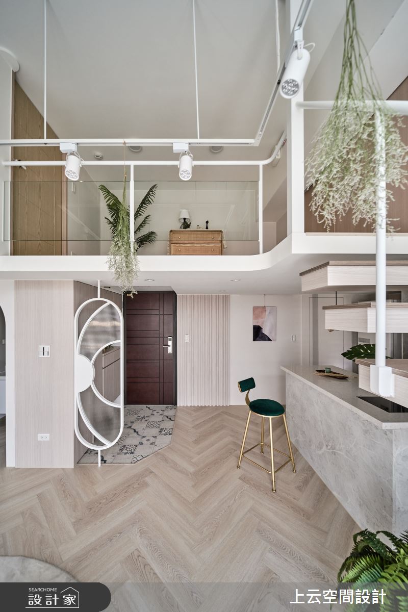 18坪新成屋(5年以下)＿混搭風吧檯樓梯案例圖片＿上云空間設計＿上云_花之仙境-住辦圓舞曲之10