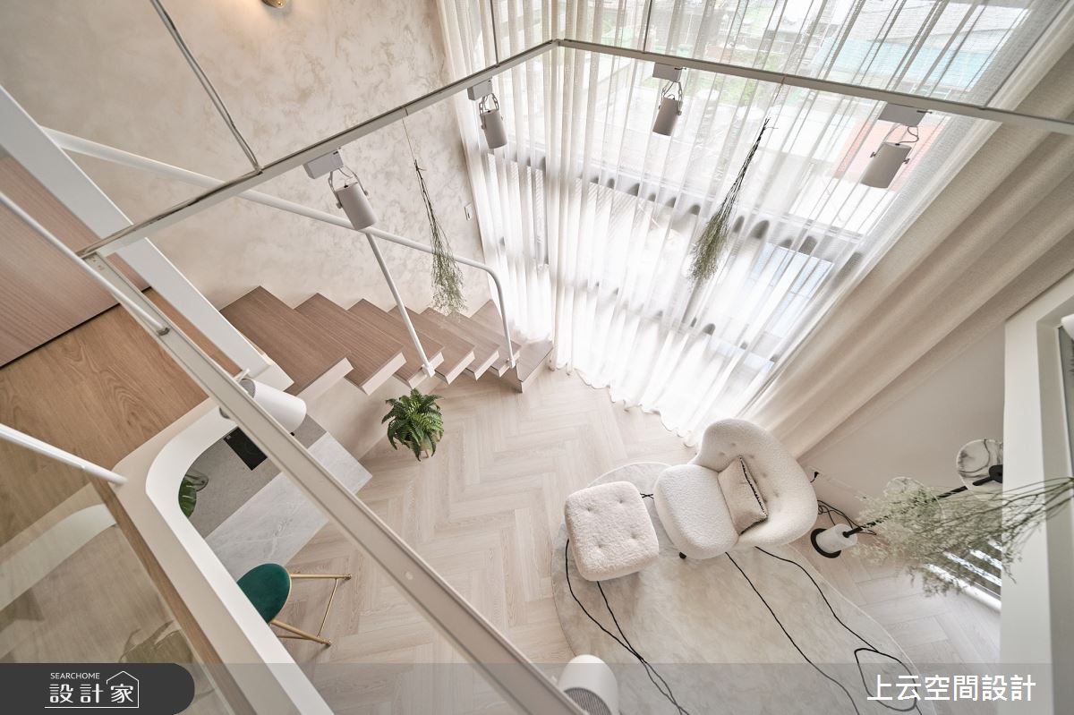 18坪新成屋(5年以下)＿混搭風客廳案例圖片＿上云空間設計＿上云_花之仙境-住辦圓舞曲之57