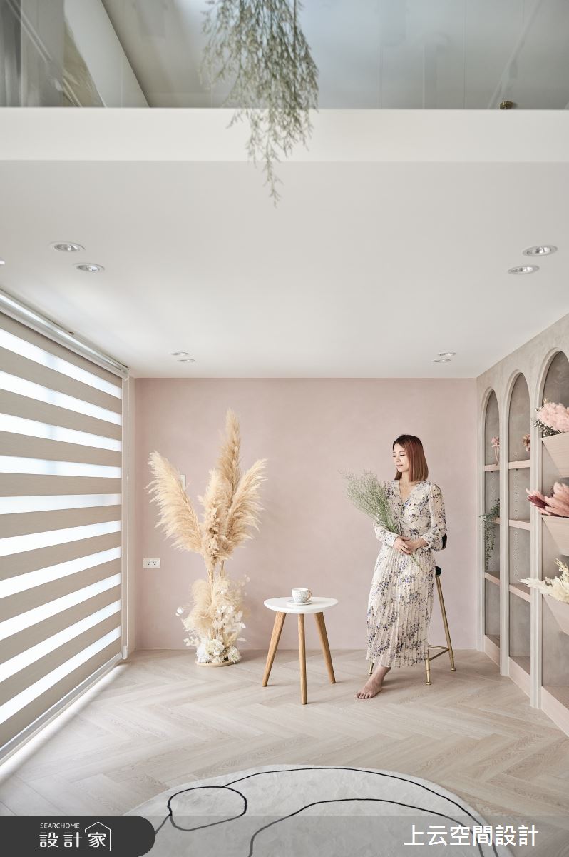 18坪新成屋(5年以下)＿混搭風客廳案例圖片＿上云空間設計＿上云_花之仙境-住辦圓舞曲之62