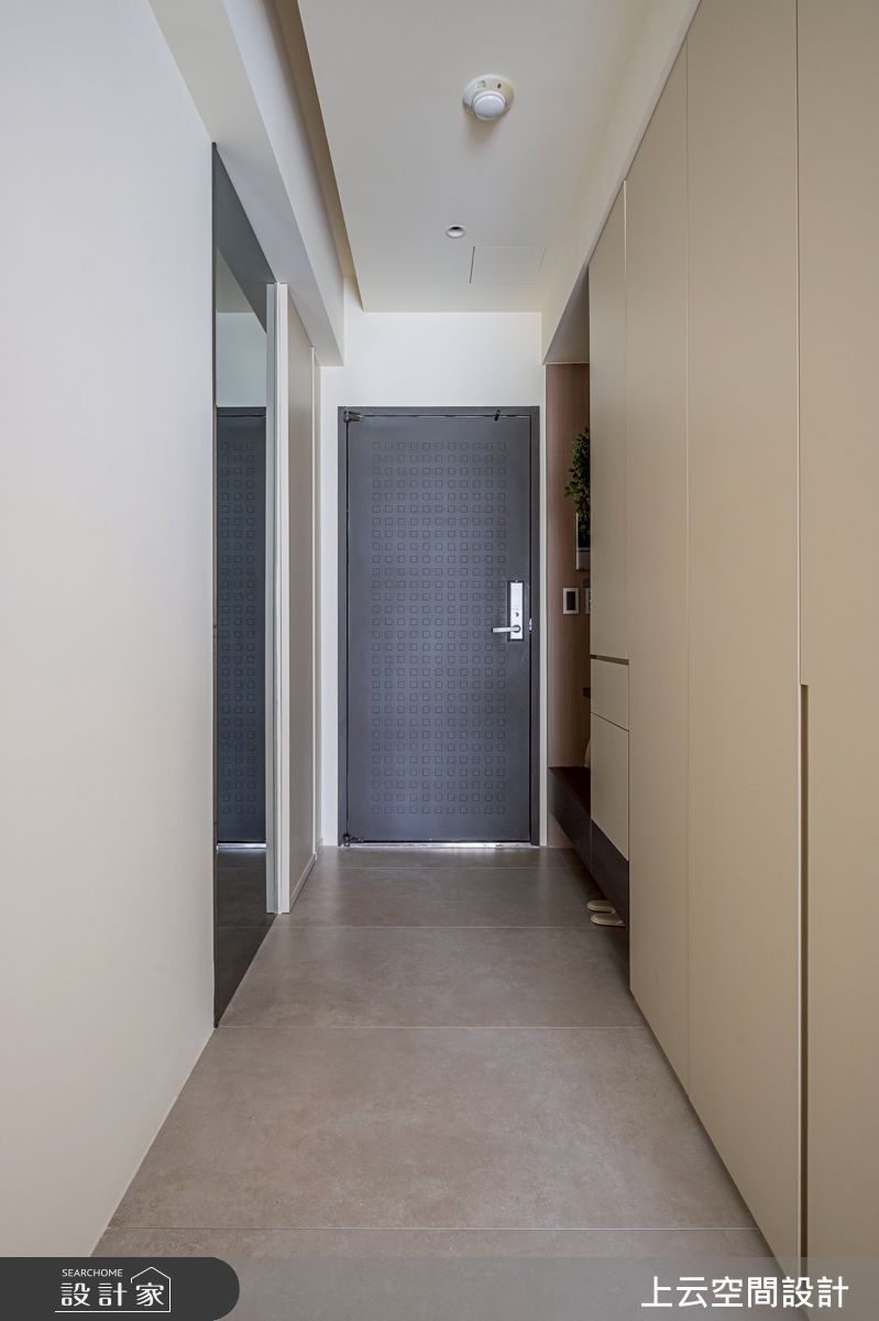 37坪新成屋(5年以下)＿ 輕奢風玄關案例圖片＿上云空間設計＿上云_靜光日居之5