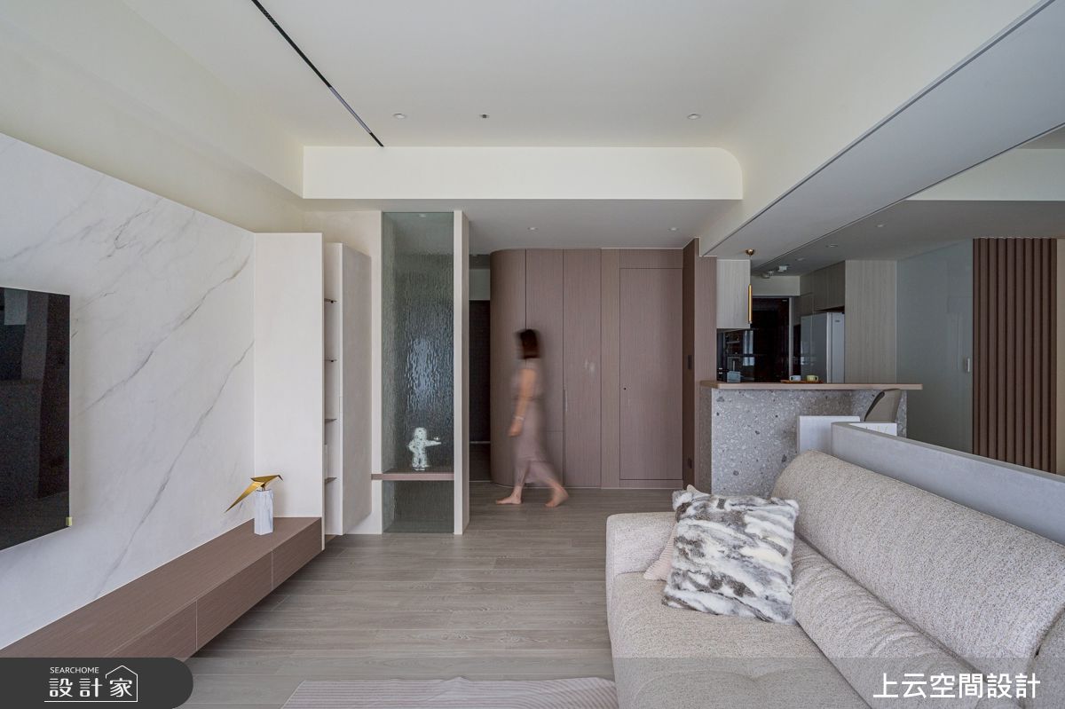 37坪新成屋(5年以下)＿ 輕奢風客廳案例圖片＿上云空間設計＿上云_靜光日居之11