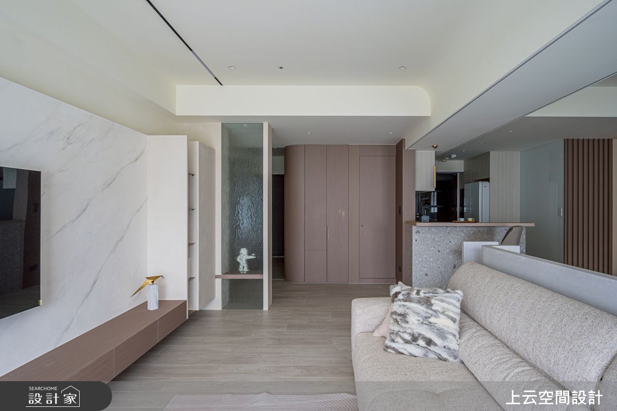 37坪新成屋(5年以下)＿ 輕奢風客廳案例圖片＿上云空間設計＿上云_靜光日居之12