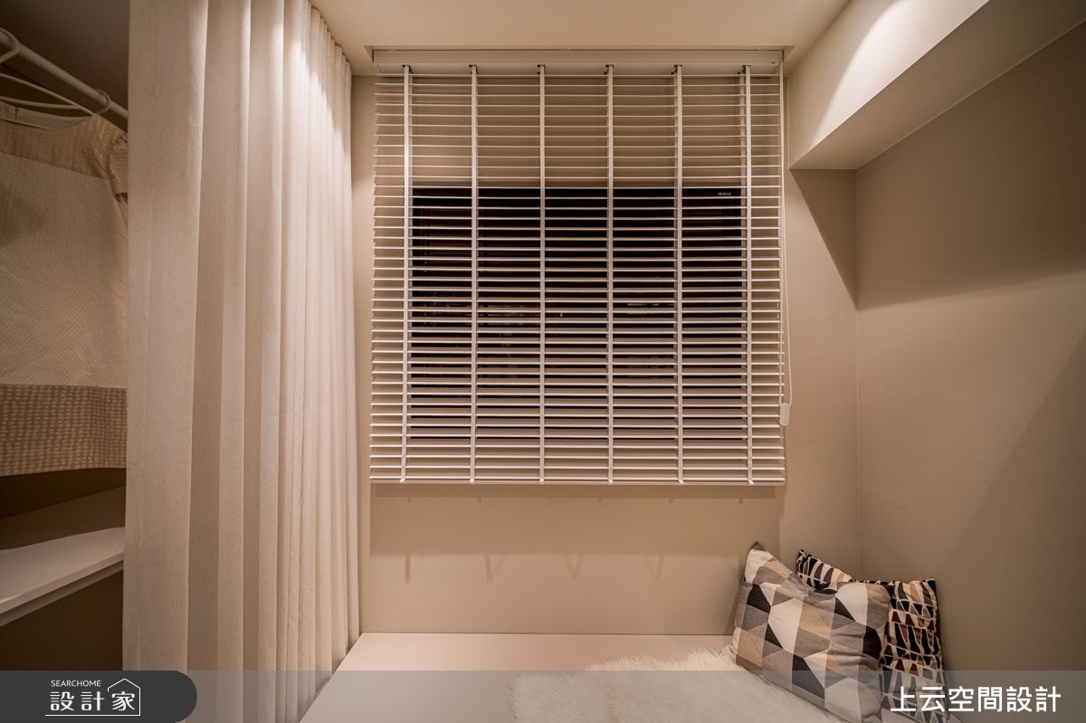 37坪新成屋(5年以下)＿ 輕奢風更衣間案例圖片＿上云空間設計＿上云_靜光日居之50