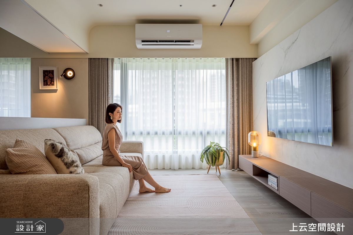37坪新成屋(5年以下)＿ 輕奢風客廳案例圖片＿上云空間設計＿上云_靜光日居之15