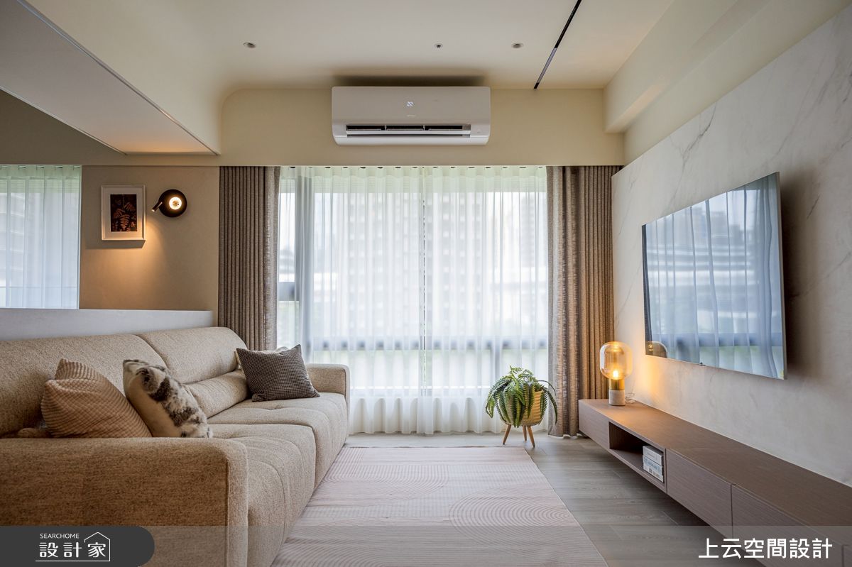 37坪新成屋(5年以下)＿ 輕奢風客廳案例圖片＿上云空間設計＿上云_靜光日居之16