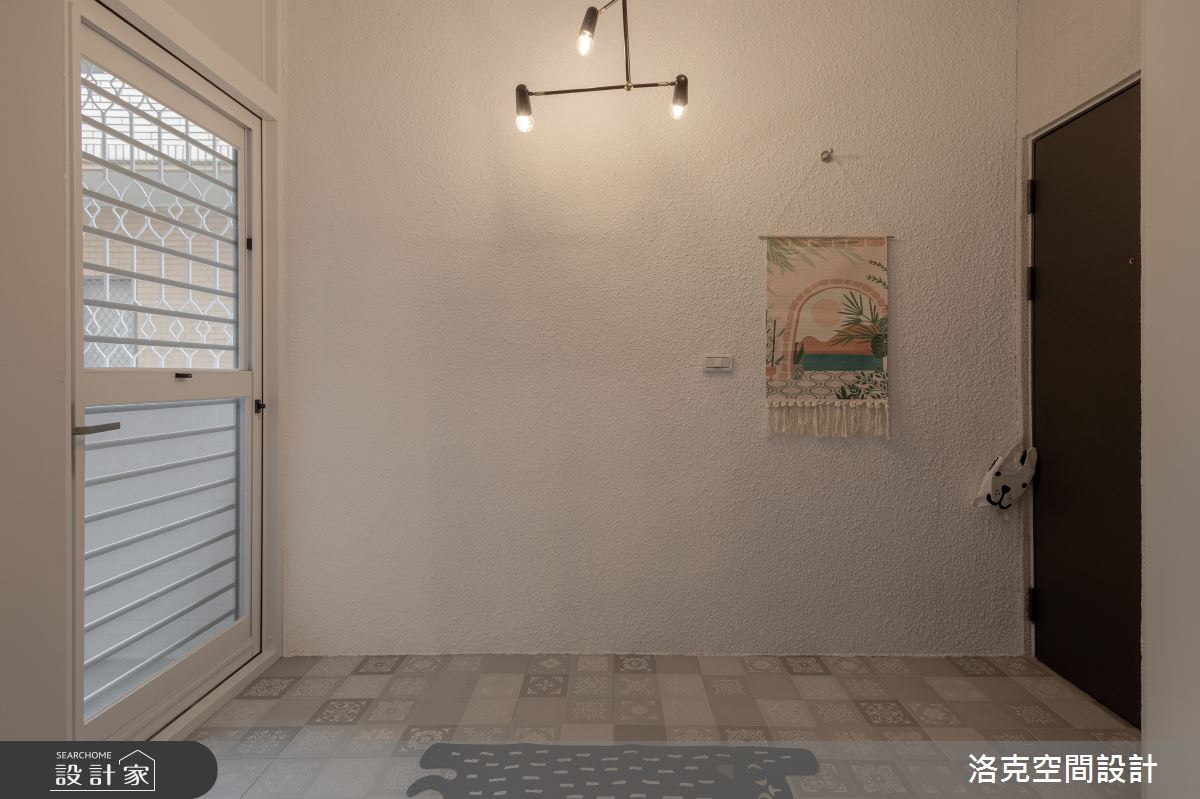 老屋(41~50年)＿簡約風玄關案例圖片＿洛克空間設計開發有限公司＿洛克_老屋翻新_康樂之2