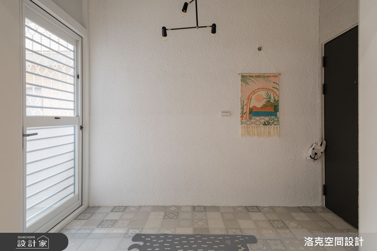 老屋(41~50年)＿簡約風玄關案例圖片＿洛克空間設計開發有限公司＿洛克_老屋翻新_康樂之3