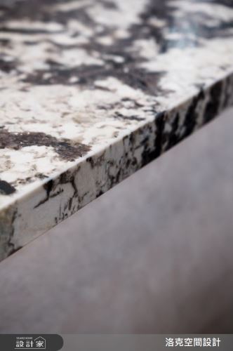 洛克_中興_三棟連棟透天別墅_現代風