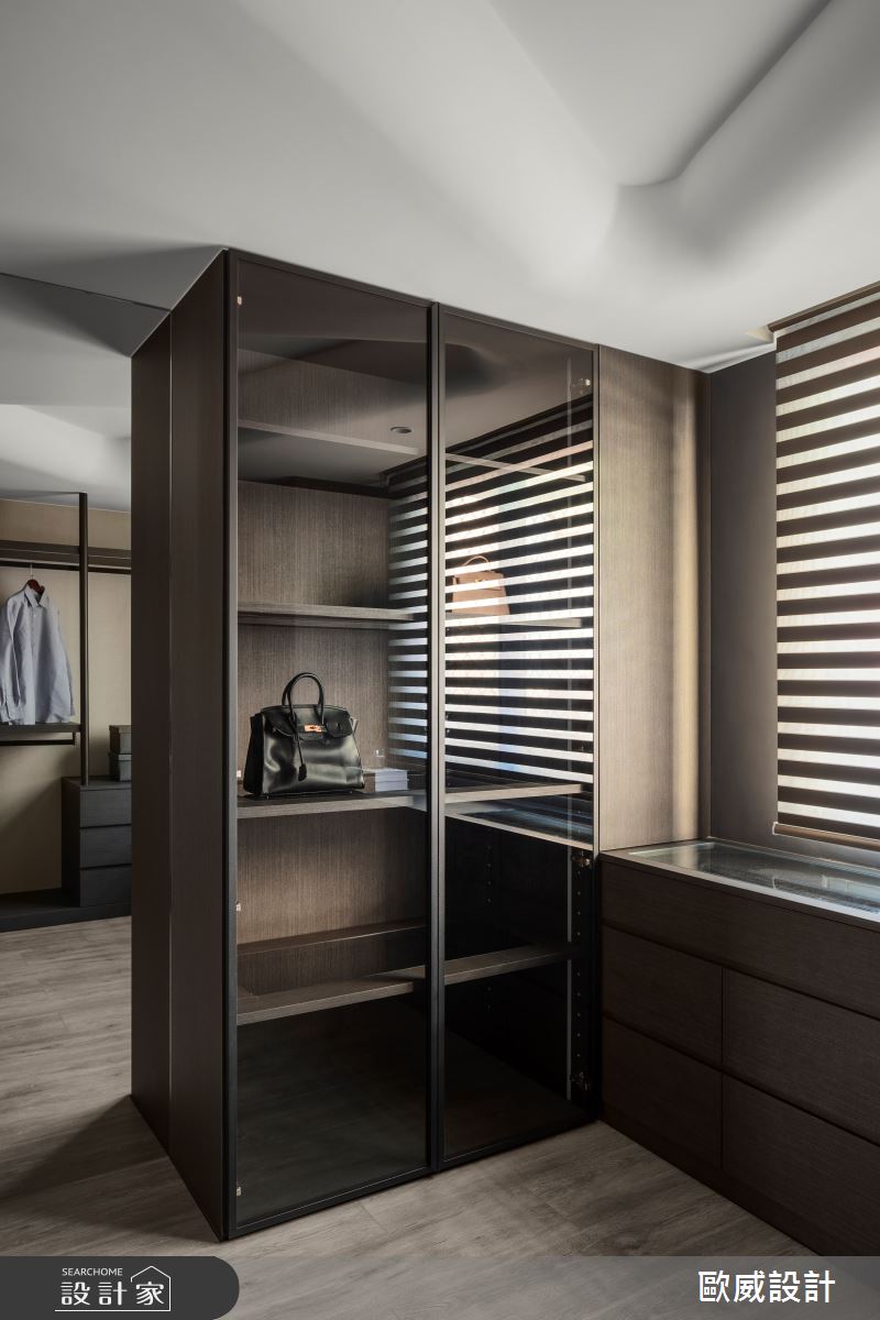 20坪老屋(50年以上)＿現代風更衣間案例圖片＿歐威室內設計有限公司＿歐威_旭日之25