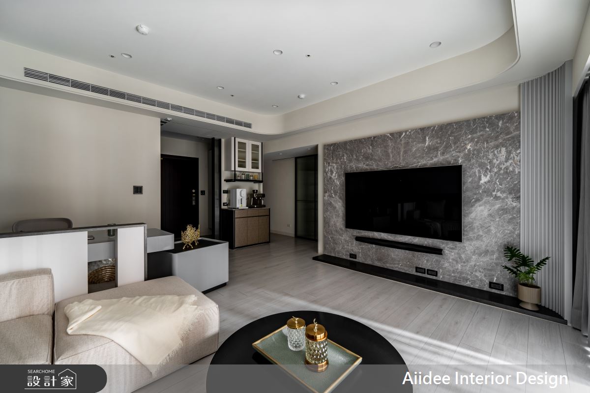 30坪新成屋(5年以下)＿現代輕奢風客廳書房案例圖片＿艾迪室內裝修設計有限公司 AIIDEE Design＿艾迪02_鼓山美術君御_30坪現代輕奢風_高雄室內設計之1
