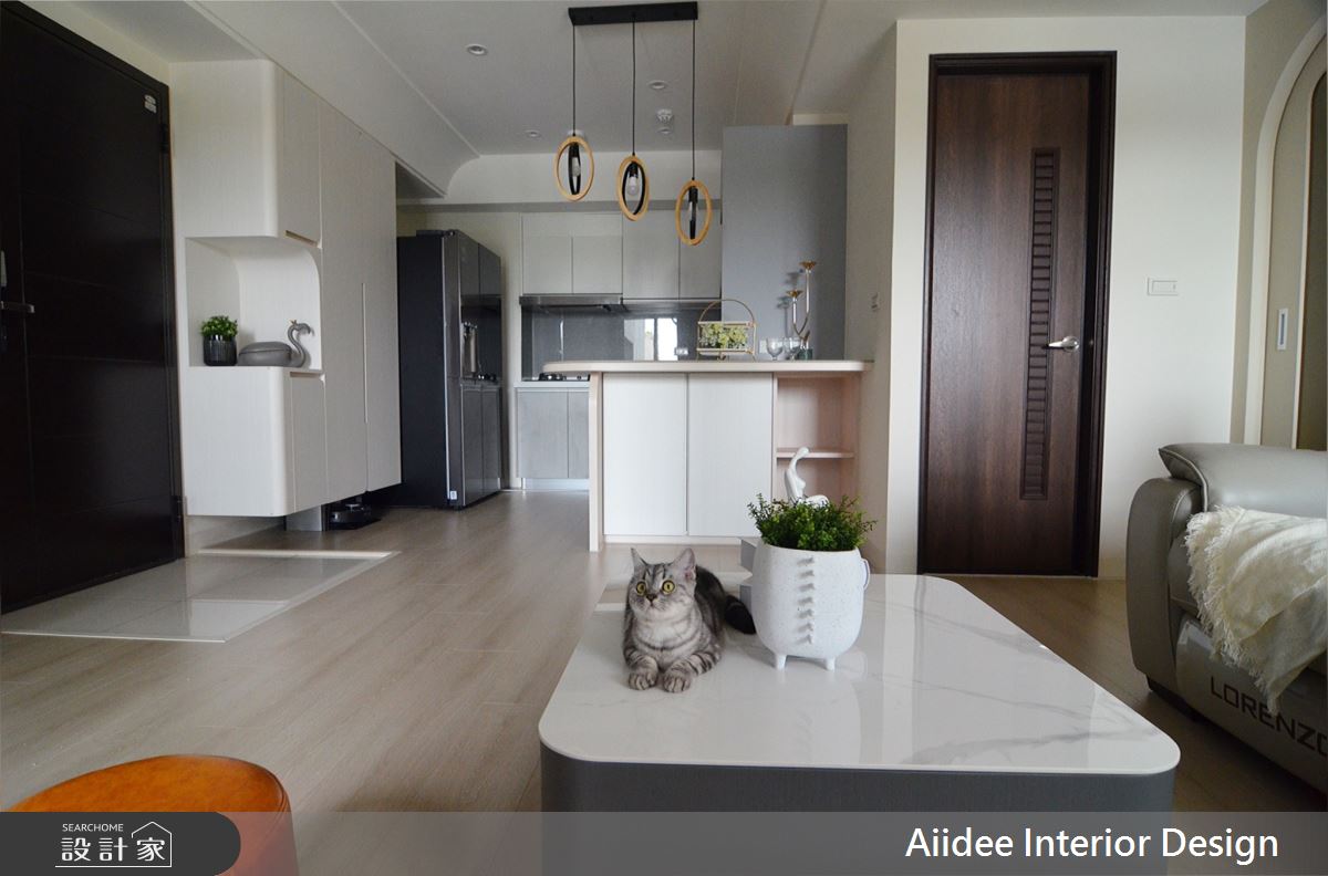 18坪新成屋(5年以下)＿其他玄關客廳餐廳廚房中島案例圖片＿艾迪室內裝修設計有限公司 AIIDEE Design＿艾迪10_高雄前鎮-心灣LRT_18坪現代簡約風_高雄室內設計之7