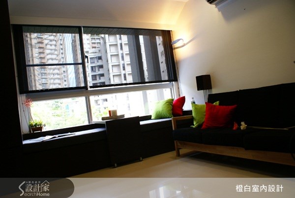 29坪預售屋＿現代風客廳案例圖片＿橙白室內裝修設計工程有限公司＿橙白_10之3