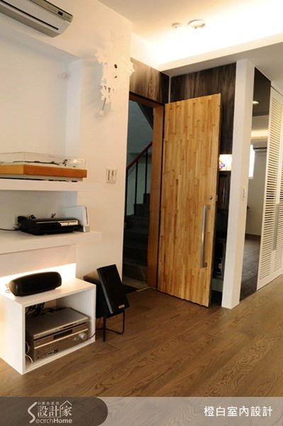 19坪老屋(16~30年)＿現代風客廳案例圖片＿橙白室內裝修設計工程有限公司＿橙白_15之6