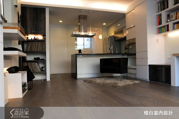 19坪老屋(16~30年)＿現代風客廳案例圖片＿橙白室內裝修設計工程有限公司＿橙白_15之5