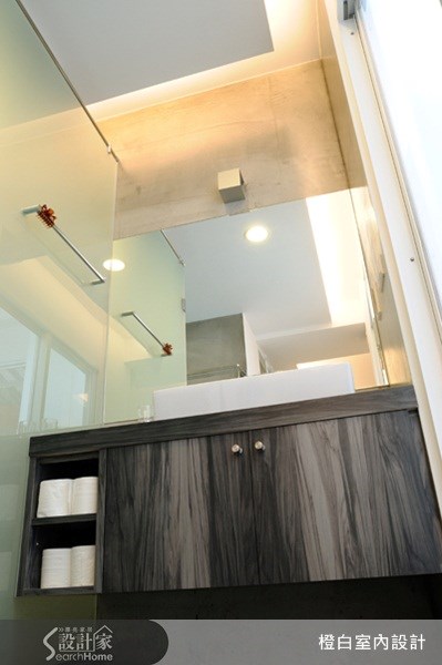 19坪老屋(16~30年)＿現代風浴室案例圖片＿橙白室內裝修設計工程有限公司＿橙白_15之26