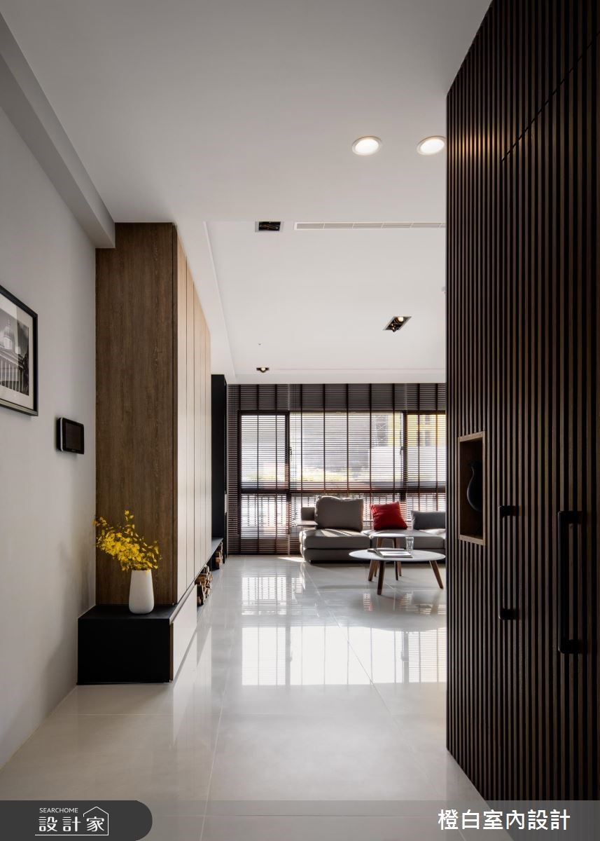 50坪新成屋(5年以下)＿現代風玄關案例圖片＿橙白室內裝修設計工程有限公司＿橙白_61台中文南仰真之1