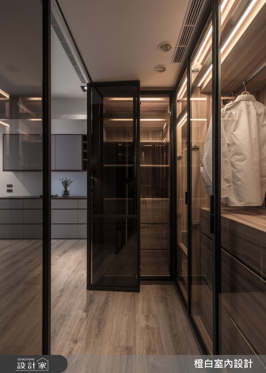40坪新成屋(5年以下)＿混搭風更衣間案例圖片＿橙白室內裝修設計工程有限公司＿橙白_77太子馥之23